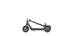 Laden Sie das Bild in den Galerie-Viewer, Ninebot KickScooter MAX G30D / G30D II powered by Segway - GEBRAUCHT
